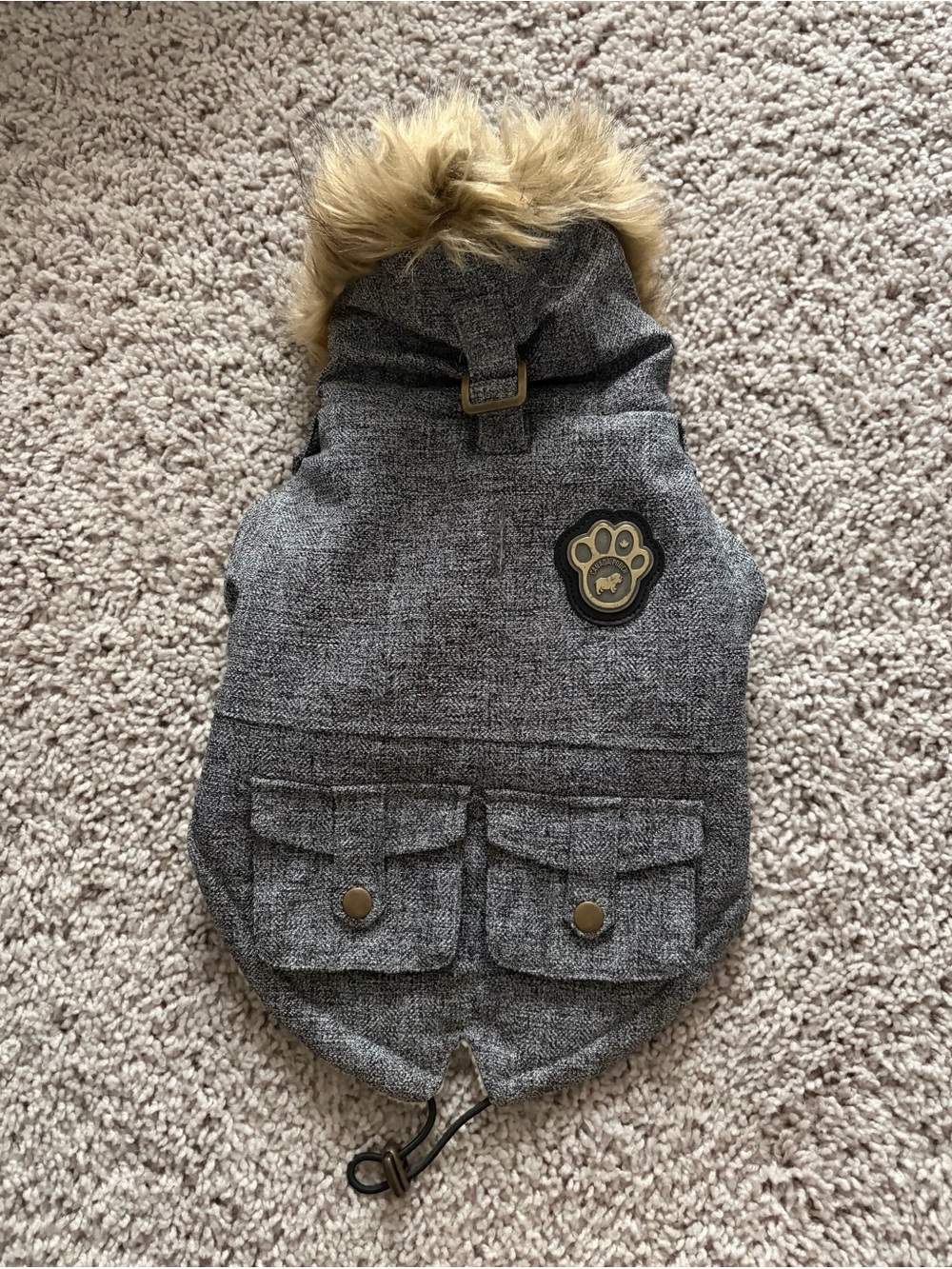 Canada Pooch Gray Tweed Dog Parka Sherpa Lined Faux Fur Hood Size 10